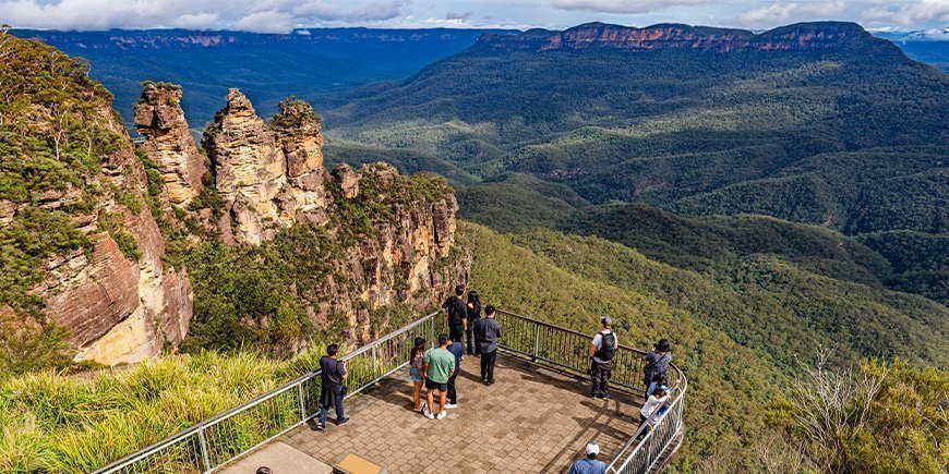 Viewpoint at Three Sisters in Blue Mountains, Sydney, Australia