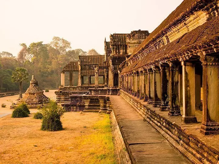 Morning in Angkor Wat
