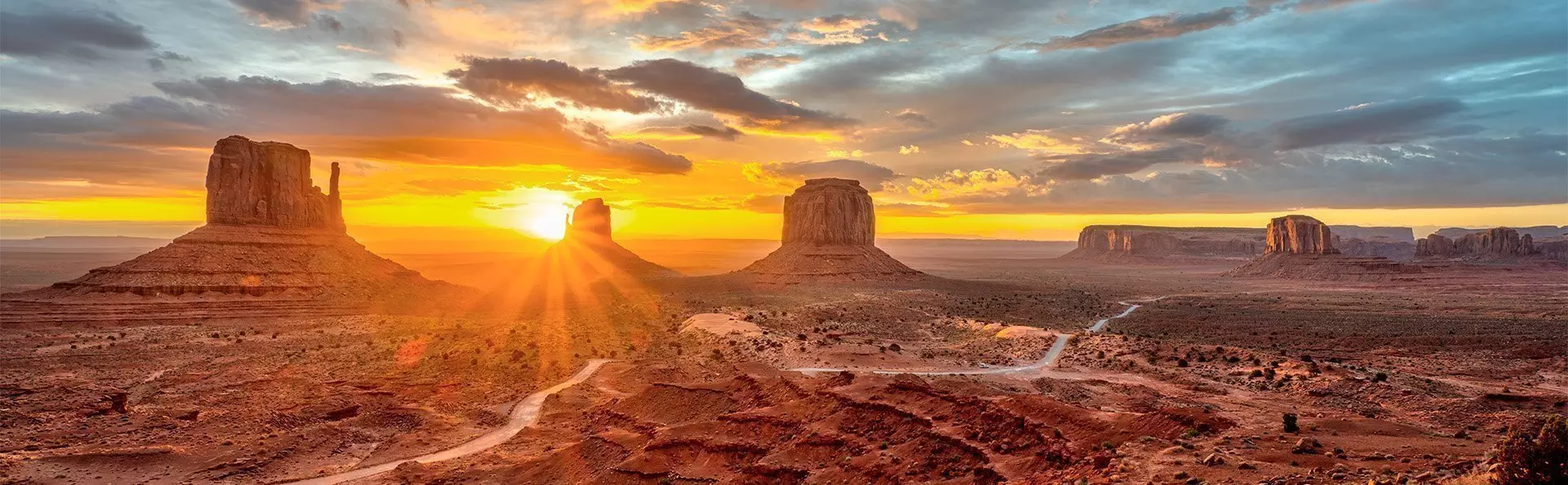 Sunrise at Monument Valley in Arizona, USA