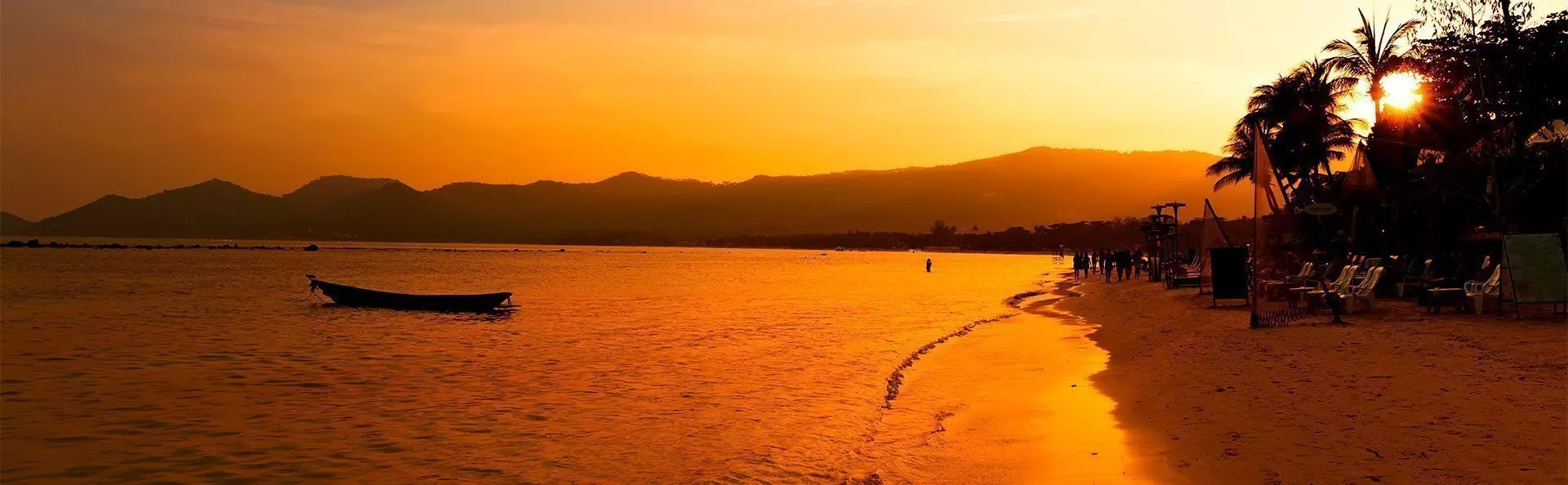 Sunset on Chaweng Beach on Koh Samui